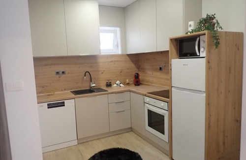 Baric Draga Apartment | Spacious Beachside Apartment for 6-7 Guests with Pool