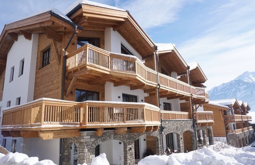 Piesendorf Apartment | Cozy Salzburg Apartment with Sauna and Pool Access