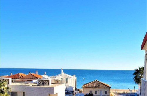 Tavernes de la Valldigna Apartment | Inviting Apartment in Tavernes de la Valldigna with Sea View