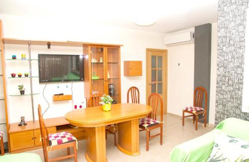 Garrucha Apartment | Sea View Apartment in Garrucha - Rated 9.5/10, Pet Friendly