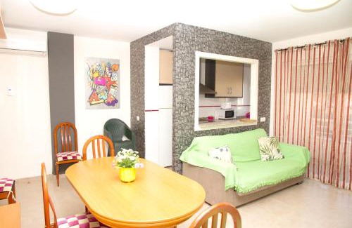Garrucha Apartment | Sea View Apartment in Garrucha - Rated 9.5/10, Pet Friendly