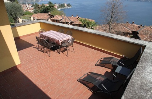 Menaggio Apartment | Lake View Apartment with Pool & High Guest Rating of 9.8