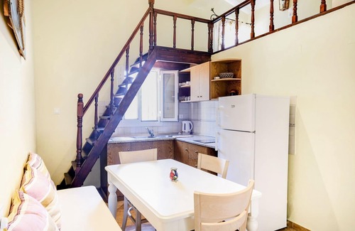 Paleokastritsa Apartment | Cozy Apartment with Ocean View in Paleokastrites