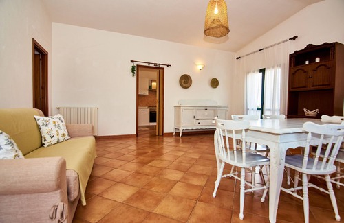 Porto Pollo Apartment | Seaside Apartment with Ocean View and Pet-Friendly Amenities