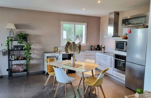 Maraussan Apartment | Spacious apartment with beautiful loggia