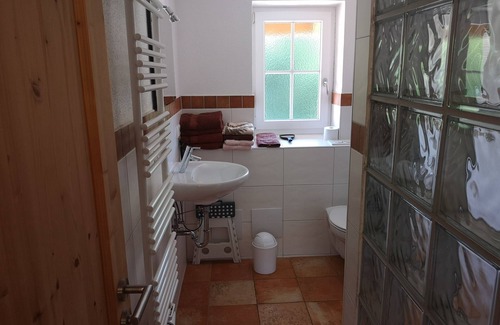 Neusatz Apartment | Spacious 3-Bedroom Apartment in the Northern Black Forest
