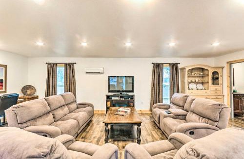Russellville Apartment | Scenic Apartment Overlooking AR River with Wheelchair Access