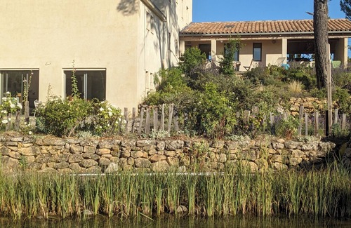 Jouques House | Architect's House with Natural Pool & Spectacular Lake Views