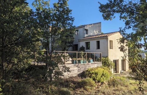 Jouques House | Architect's House with Natural Pool & Spectacular Lake Views