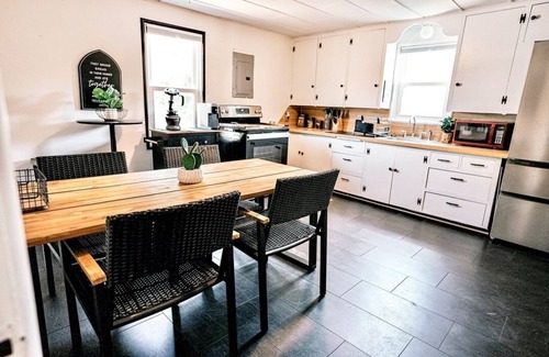 Arkansas City House | Historic Ark City Apartments with Family-Friendly Amenities