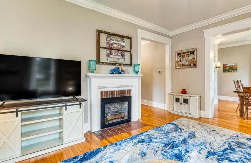 Athens - Sweetwater House | Convenient Athens Home Just 1 Mile from Downtown!