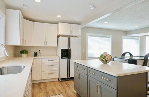 Saratoga Springs Apartment | Inviting Basement Apartment with Kitchen and Separate Entrance