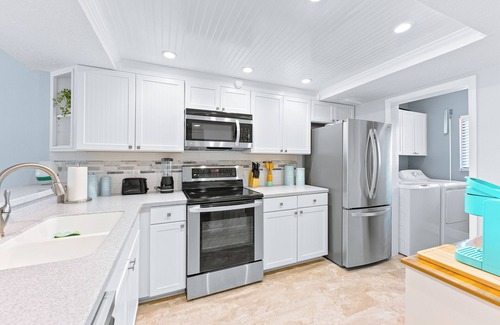 Port Canaveral Condo | Beachfront Oasis with Pool & Ocean Views - Rated 10/10!