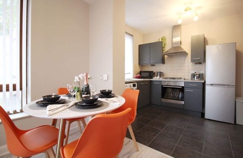 Belfast Apartment | Cozy Bedrooms with Comfy Beds and Family-Friendly Amenities