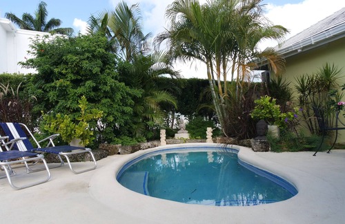 Marine Gardens Villa | Inviting Holiday Villa with Plunge Pool near Rockley Beach