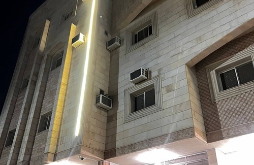 Medina Apartment | Spacious building with 56 bedrooms and AC, WiFi in fabulous Madinah