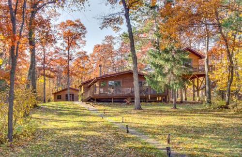 Crosslake House | Relaxing Cabin Retreat with Private Beach & Ocean Views