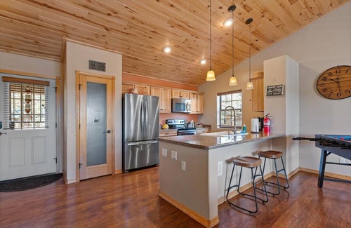 Heber Cabin | Unforgettable Cabin Retreat in White Mountains with Wild Horses