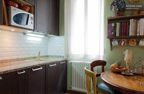 Dorsoduro Apartment | Canal-Side Haven in the Heart of Venice - Guest Rated 9.8