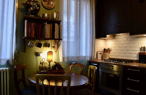 Dorsoduro Apartment | Canal-Side Haven in the Heart of Venice - Guest Rated 9.8