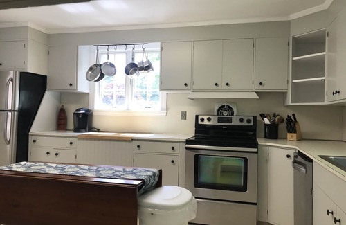 West Barnstable House | Cozy Cape Home near Barnstable Village with Ocean Views