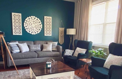 Buford House | Bright Family Retreat with Kitchen & Perfect 10 Rating