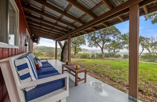 Oatmeal House | Spacious Chic Cabin with Private Yard in Marble Falls, Texas