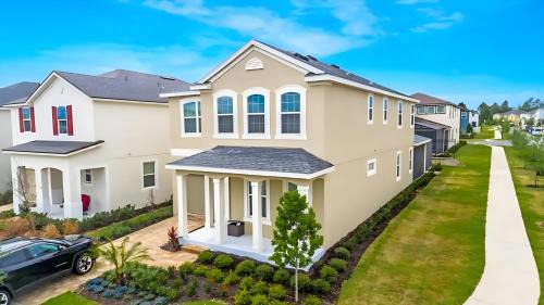 Four Corners House | Elegant House on Solara Resort with Pool & Spa Amenities