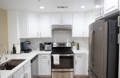 Milpitas Condo | Bright and Family-Friendly Condo in Milpitas