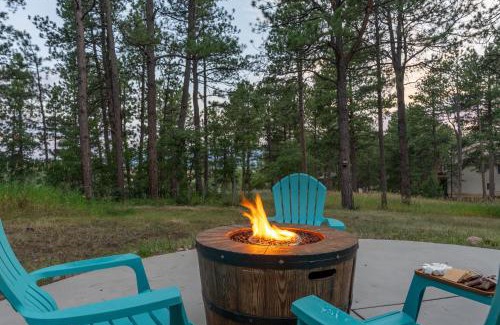 Monument House | Spacious Comfort in Scenic Monument