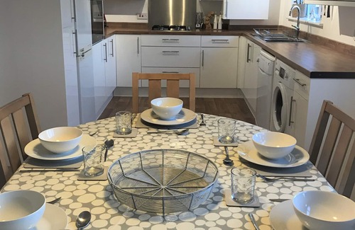 Trearddur Bay House | Cozy Retreat 200m from Trearddur Bay Beach with Pool