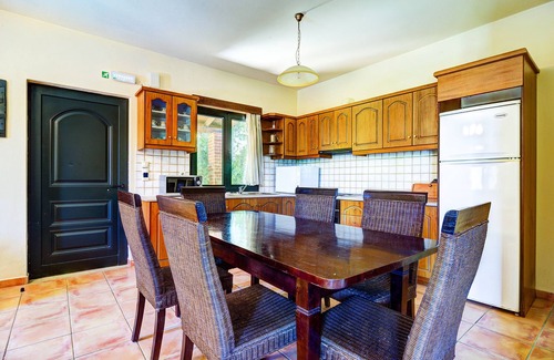Pendamodi Villa | Cozy Villa with Private Pool and Family-Friendly Amenities