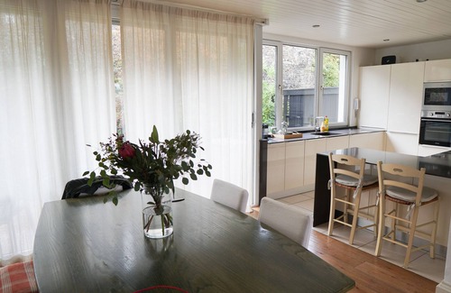 Kinsale House | Pet-Friendly Holiday Home with Spa & Top Guest Ratings