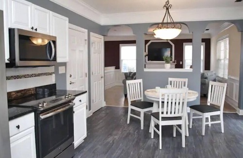 Southeast Raleigh House | Family-Friendly Retreat in a Quiet Neighborhood