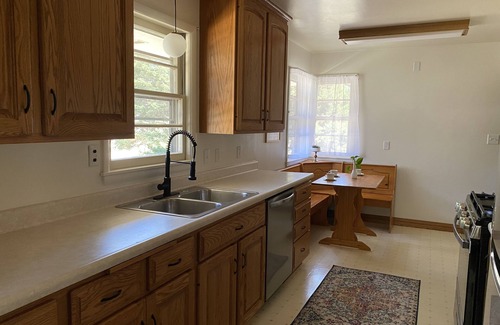 Rapid City House | Central Comfort: Guest Rated 10/10 with Family-Friendly Amenities