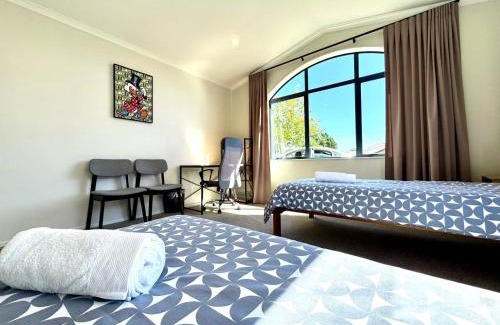 Hamilton Villa | Welcoming 4-Bedroom Retreat for Families in Rototuna
