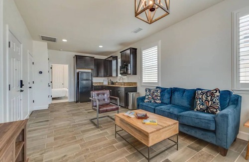 Reno House | Exceptional Location with Royal Beds & Family-Friendly Amenities