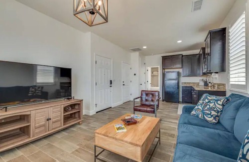 Reno House | Exceptional Location with Royal Beds & Family-Friendly Amenities
