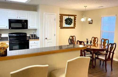 Winder House | Cozy Retreat with Pool & Kitchen in Prime Location