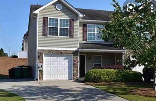 Winder Apartment | Cozy Oceanfront Retreat with Pool & Top Guest Ratings