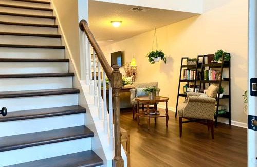 Winder Apartment | Cozy Oceanfront Retreat with Pool & Top Guest Ratings