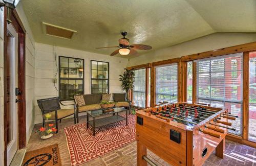 Conroe House | Top-Rated Conroe Home with Foosball, Pool Table & Pet-Friendly