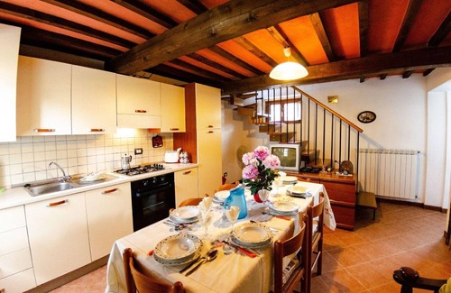 Buti Cottage | Spacious Cottage in Buti