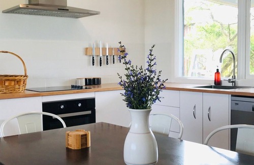 Tarwin Lower Other | Delightful Cottage Retreat - 10 Minutes from the Beach