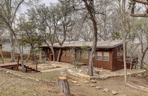 Ingram Cabin | Cozy Riverfront Cottage with Family-Friendly Amenities