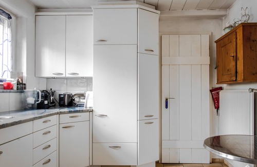 Gunsberg Villa | Ideal Country House Retreat for Groups in Solothurn Jura