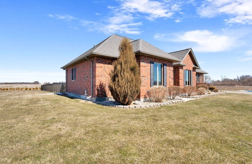 Kingsville House | Beautiful Country Retreat Near Downtown Kingsville