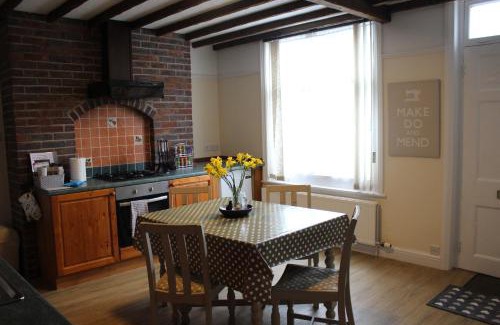 Llandrindod Wells Apartment | Cozy Mid Wales Town Centre Apartment with Bike Storage