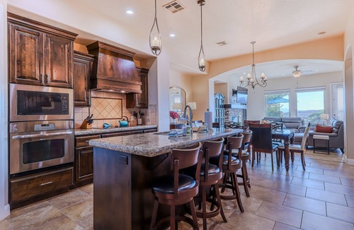 Washington House | Dog-Friendly Townhome with Pool, Hot Tub & Sunset Views