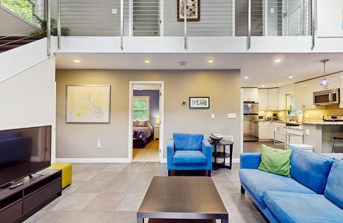 Bumpass House | Spacious dog-friendly house with ping pong table, deck & grill